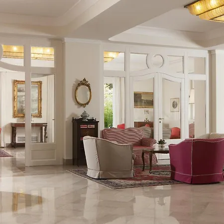 Grand Royal