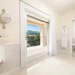 Grand Royal Hotel 5*