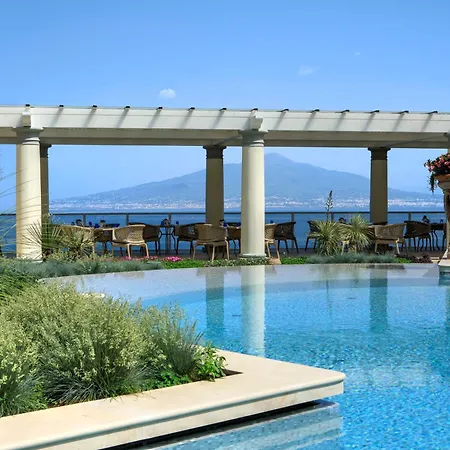 Grand Royal Hotel 5*