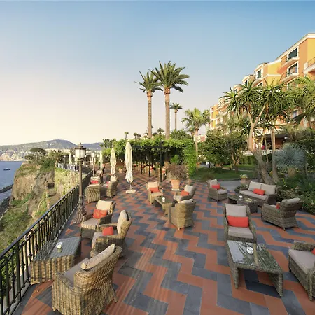 Grand Royal Hotel 5*