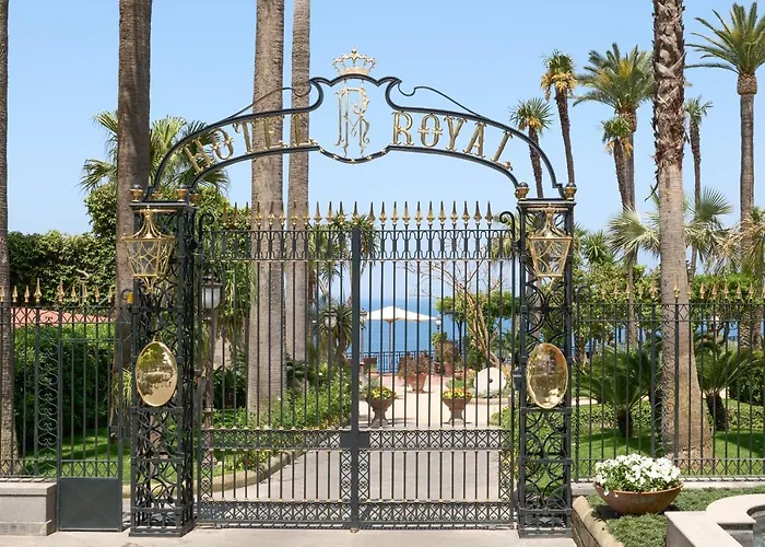 Grand Royal 5* Сорренто