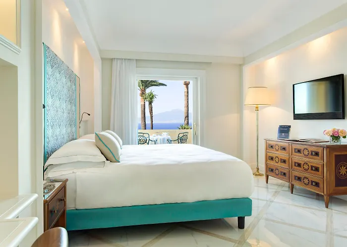 Отель Grand Royal