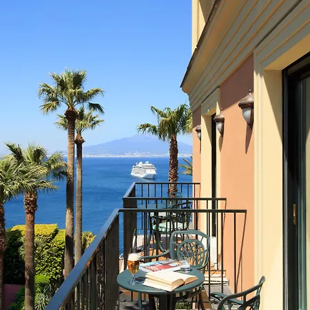 Hotel Grand Royal
