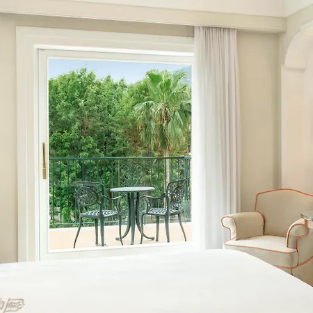 Grand Royal 5* Península Sorrentina